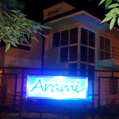 Complejo Arami Apart Colón Екстериор снимка